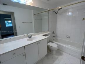 10710 NW 66th St 111, Doral FL 33178