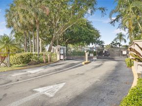 614 Executive Center Dr 102, West Palm Beach FL 33401
