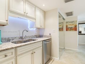 614 Executive Center Dr 102, West Palm Beach FL 33401