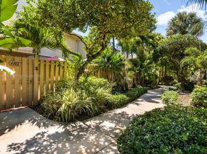 614 Executive Center Dr 102, West Palm Beach FL 33401