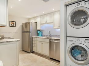 614 Executive Center Dr 102, West Palm Beach FL 33401
