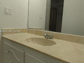 2935 NE 163rd St 4Q, North Miami Beach FL 33160