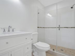 797 Chimney Rock Rd, Weston FL 33327