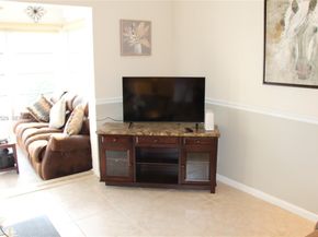 5620 SW 3rd Pl 114, Margate FL 33068