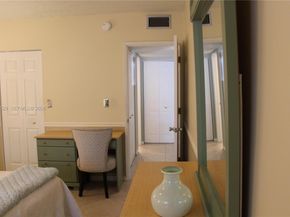 5620 SW 3rd Pl 114, Margate FL 33068