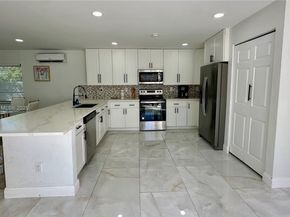 40 NW 125th St, North Miami FL 33168