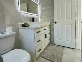 40 NW 125th St, North Miami FL 33168