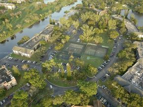 3720 Inverrary Dr 1N, Lauderhill FL 33319