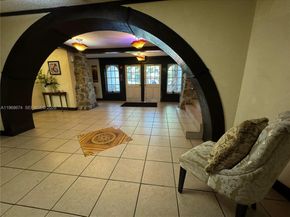 3720 Inverrary Dr 1N, Lauderhill FL 33319