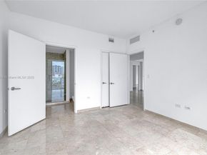 68 SE 6th St 712, Miami FL 33131