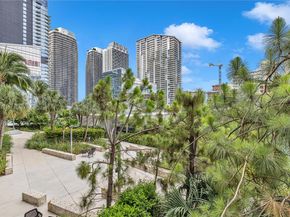 68 SE 6th St 712, Miami FL 33131