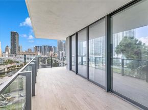 68 SE 6th St 712, Miami FL 33131