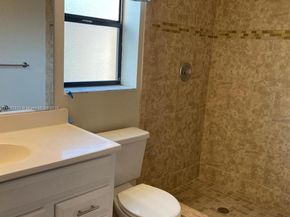 5512 Courtyard Dr 5512, Pompano Beach FL 33063