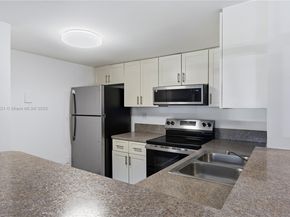 9877 Nob Hill Ct 9877, Sunrise FL 33351
