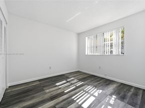9877 Nob Hill Ct 9877, Sunrise FL 33351