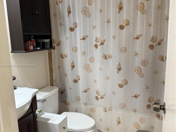 13402 SW 116th Pl, Miami FL 33176