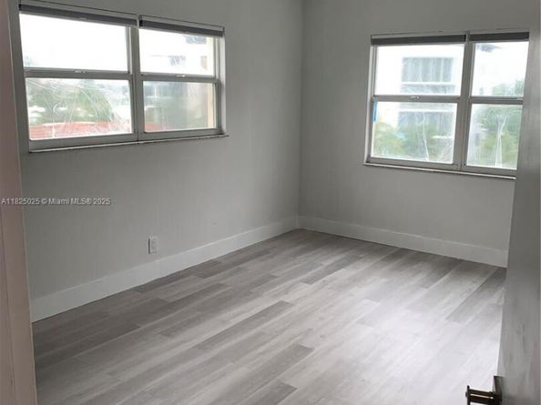 2555 NE 11th St 509, Fort Lauderdale FL 33304
