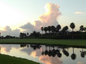 8901 Hollybrook 206, Hollywood FL 33025