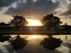 8901 Hollybrook 206, Hollywood FL 33025