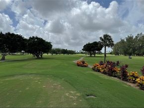 8901 Hollybrook 206, Hollywood FL 33025