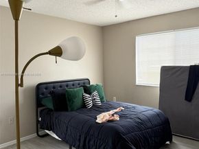 5015 Wiles Rd 207, Coconut Creek FL 33073