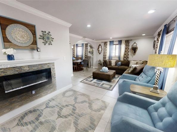 705 NW 8th Ave, Florida City FL 33034