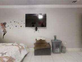 705 NW 8th Ave, Florida City FL 33034