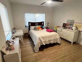 1600 SW 17th Ave, Miami FL 33145