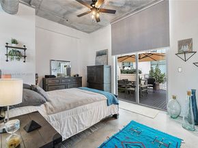 Undisclosed Address #A11908939, Hollywood FL 33020