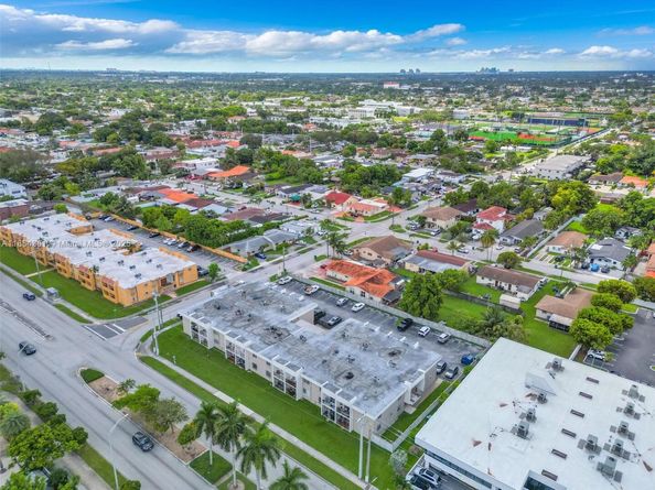 9000 SW 24th St 223C, Miami FL 33165