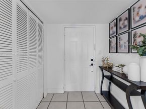 9000 SW 24th St 223C, Miami FL 33165