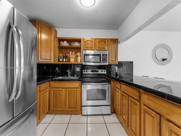 9000 SW 24th St 223C, Miami FL 33165
