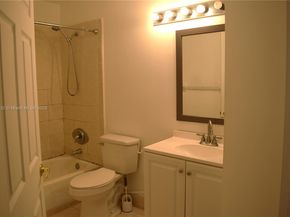 9745 NW 37th St 9745, Sunrise FL 33351