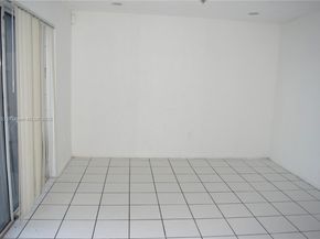 9745 NW 37th St 9745, Sunrise FL 33351