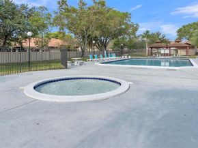 9745 NW 37th St 9745, Sunrise FL 33351
