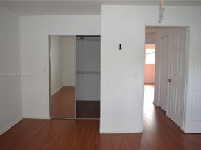 9745 NW 37th St 9745, Sunrise FL 33351