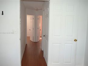 9745 NW 37th St 9745, Sunrise FL 33351