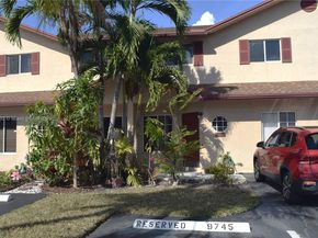 9745 NW 37th St 9745, Sunrise FL 33351