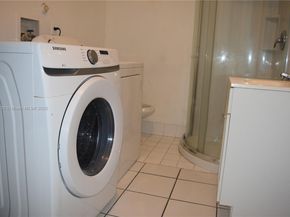 9745 NW 37th St 9745, Sunrise FL 33351