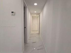 19800 NW Miami Ct, Miami Gardens FL 33169