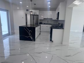 19800 NW Miami Ct, Miami Gardens FL 33169