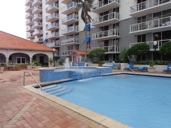 5091 NW 7th St 711, Miami FL 33126