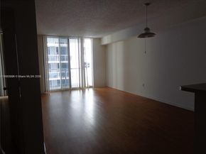 5091 NW 7th St 711, Miami FL 33126