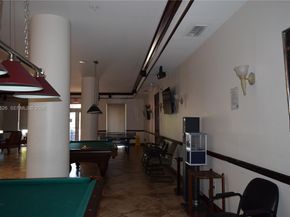 5091 NW 7th St 711, Miami FL 33126