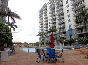 5091 NW 7th St 711, Miami FL 33126