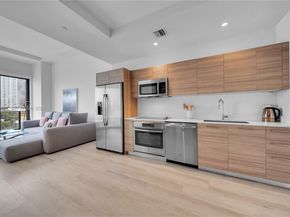 121 NE 34th St L606, Miami FL 33137