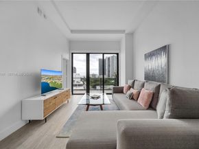 121 NE 34th St L606, Miami FL 33137