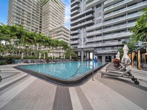121 NE 34th St L606, Miami FL 33137