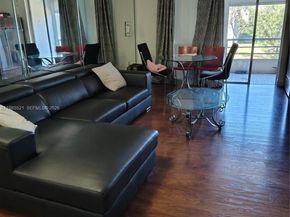 3051 E Sunrise Lakes Dr 210, Sunrise FL 33322