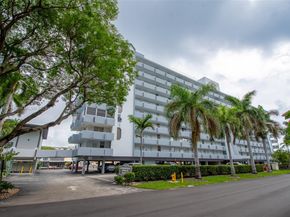 3703 NE 166th St 408, North Miami Beach FL 33160